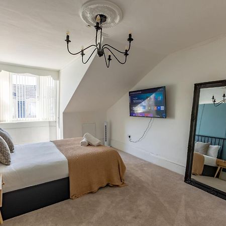 Spacious 3 Bedroom Home In Glasgow - Free Parking Exteriör bild