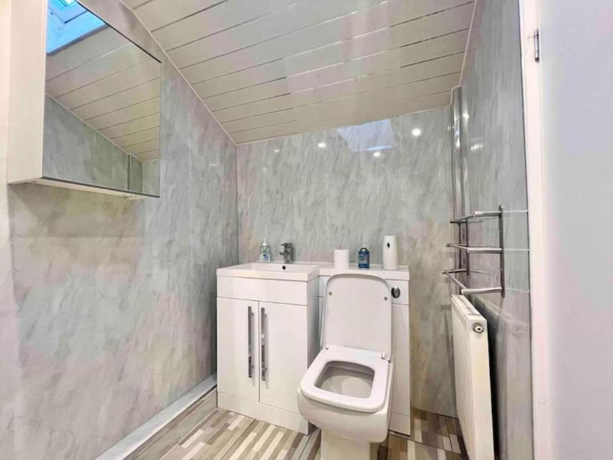 Spacious 3 Bedroom Home In Glasgow - Free Parking Exteriör bild