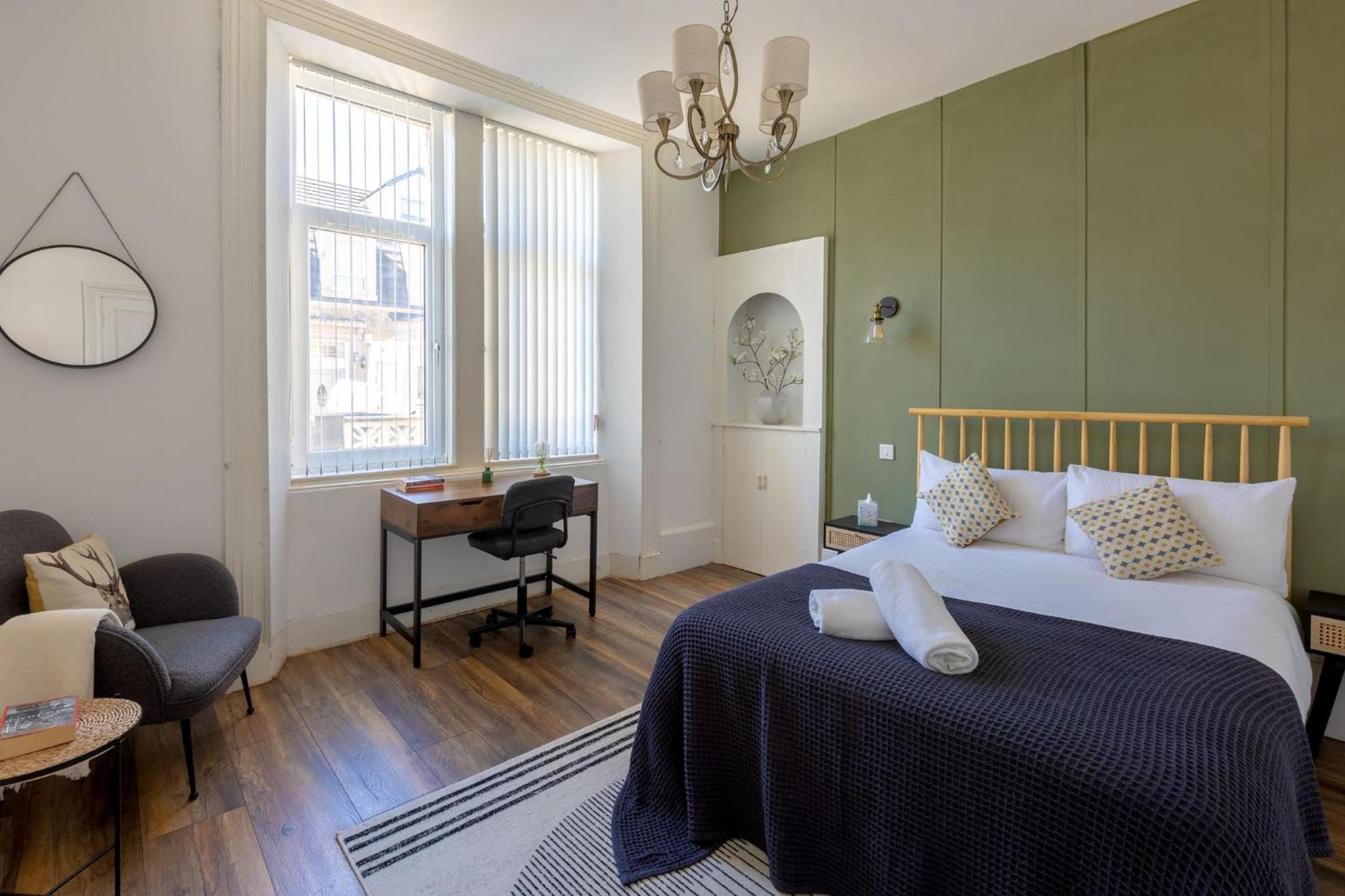 Spacious 3 Bedroom Home In Glasgow - Free Parking Exteriör bild
